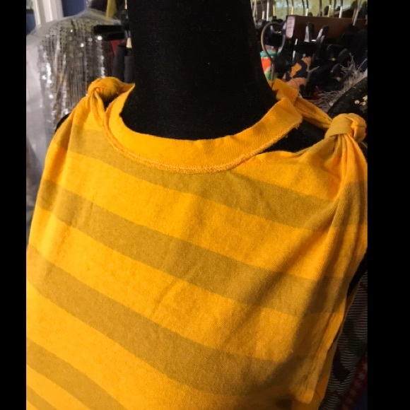 FREE PEOPLE top - Picture 3 of 5